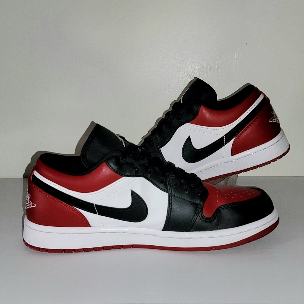 Nike Jordan's Men Air 1 Low Red/Black/White